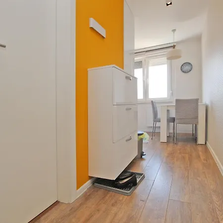 Apartment Modern Bright With Free Parking Sarajevo