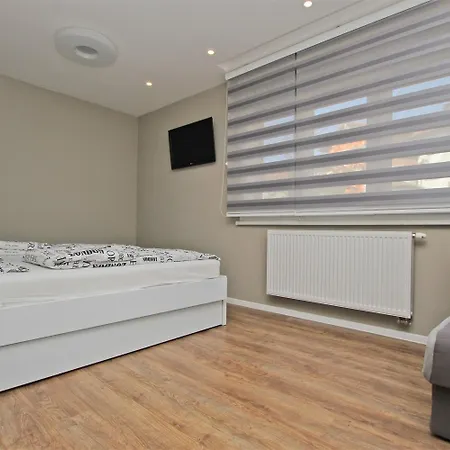 Modern Bright With Free Parking * Sarajevo
