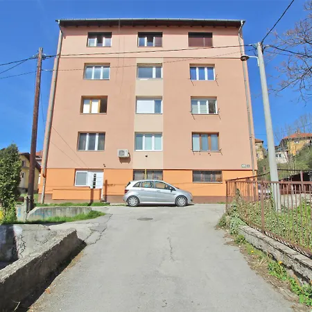 Modern Bright With Free Parking Apartment Sarajevo