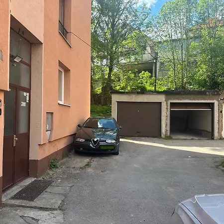 Bascarsija Spot - Private Garage *